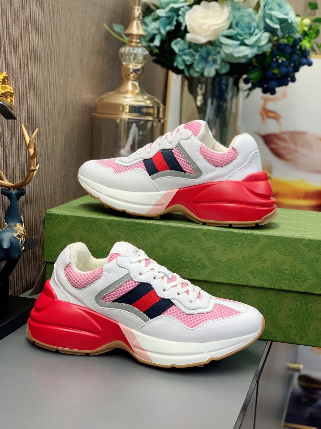 Gucci Rhyton Red Color