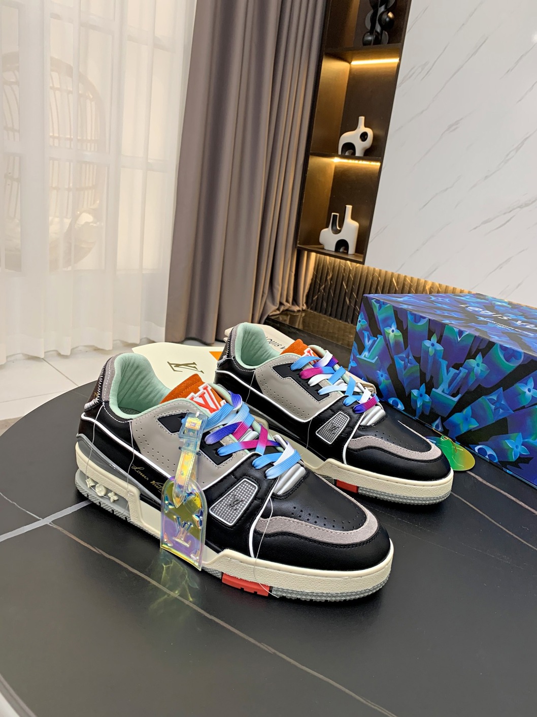 Lv Trainer Mutil Color Sneakers