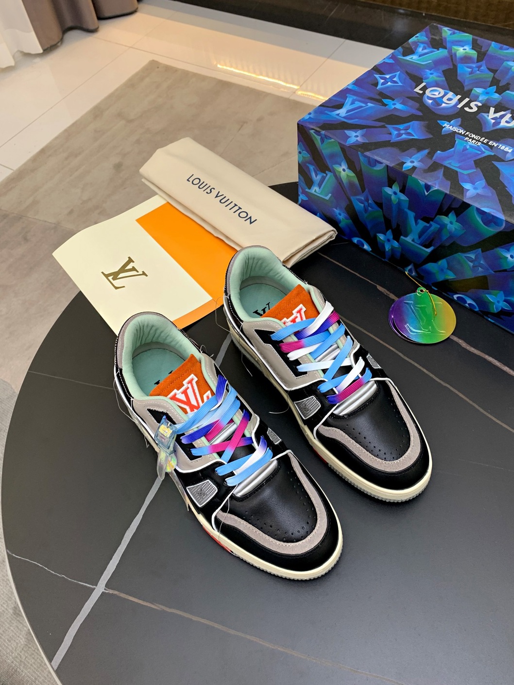 Lv Trainer Mutil Color Sneakers