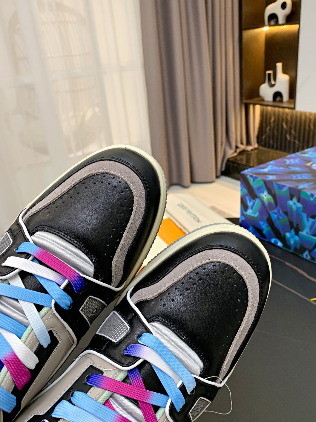 Lv Trainer Mutil Color Sneakers