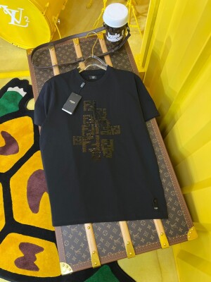 Tee Fendi Change Color Black Ss2022