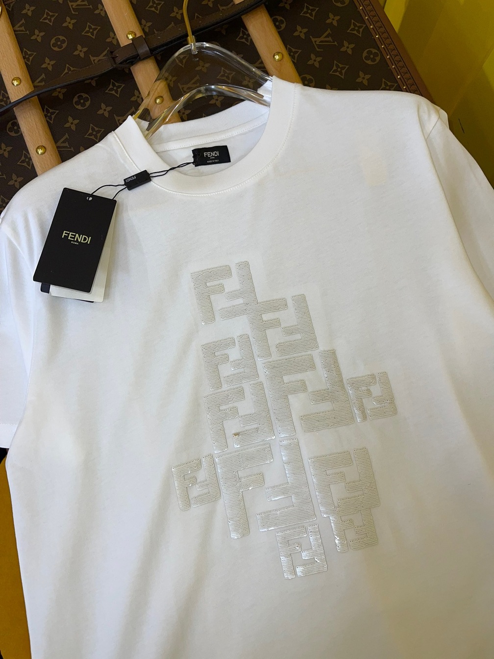 Tee Fendi Change Color White Ss2022