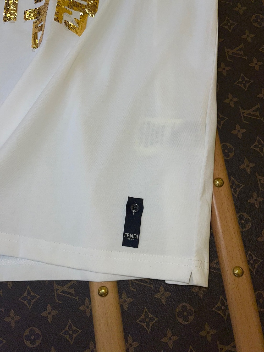 Tee Fendi Change Color White Ss2022