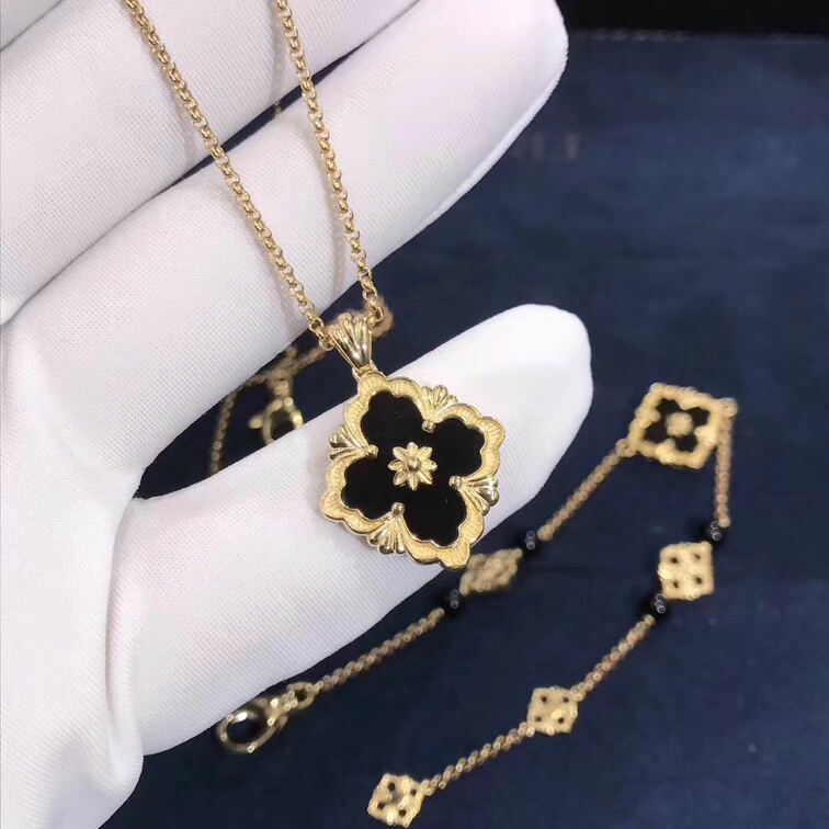 Buccellati Opera Color Pendant