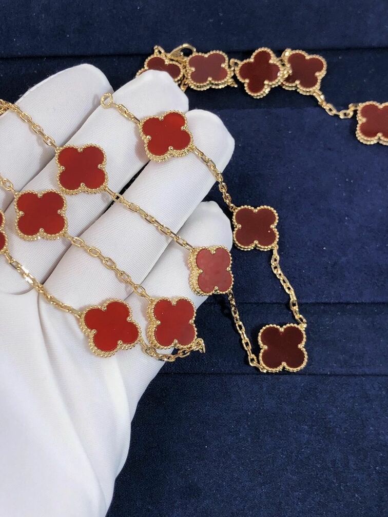 Van Cleef Arpels 18k Yellow Gold Vintage Alhambra 10 Motifs Carnelian Necklace