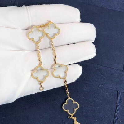 Van Cleef Arpels 18k Yellow Gold Vintage Alhambra Rock Crystal 5 Motifs Bracelet