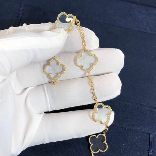 Van Cleef Arpels 18k Yellow Gold Vintage Alhambra Rock Crystal 5 Motifs Bracelet