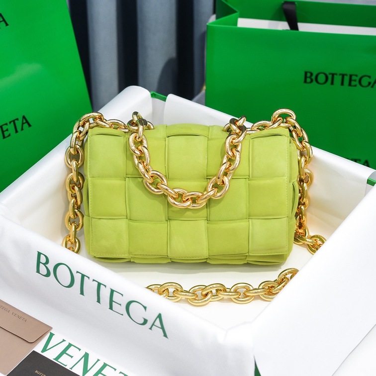 Bottega Cassette Green 26 Ss2022