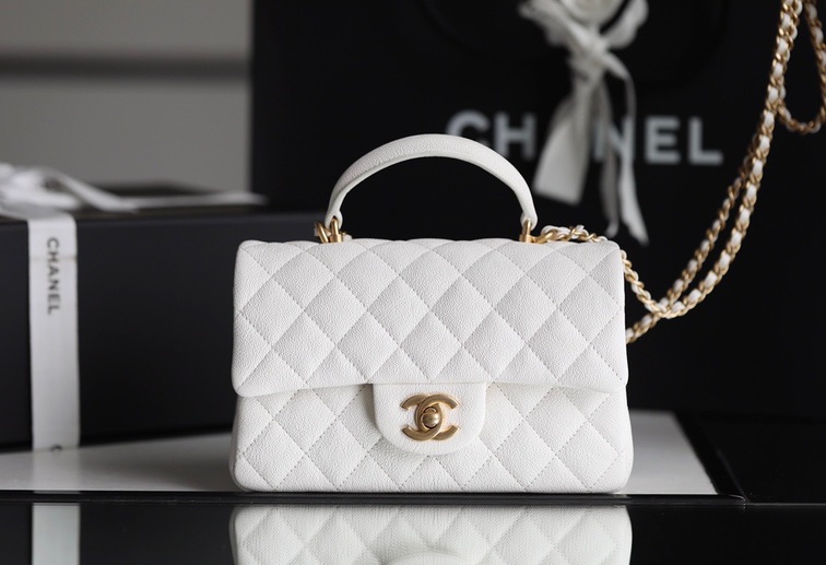 Chanel Flat Caviar Hand White Ss2022