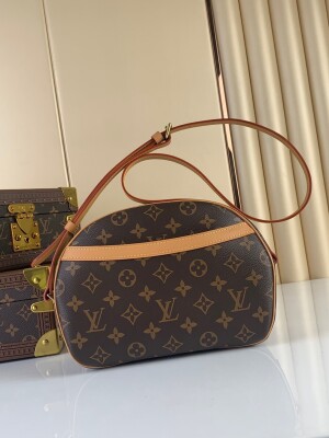 Lv Vintage Boite Mono Brown Ss2022