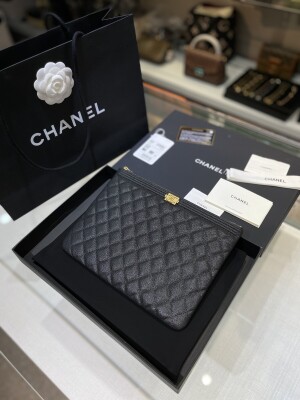 Chanel Clutch Caviar Yellow Tag 27