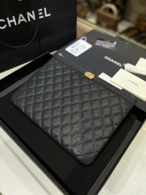 Chanel Clutch Caviar Yellow Tag 27