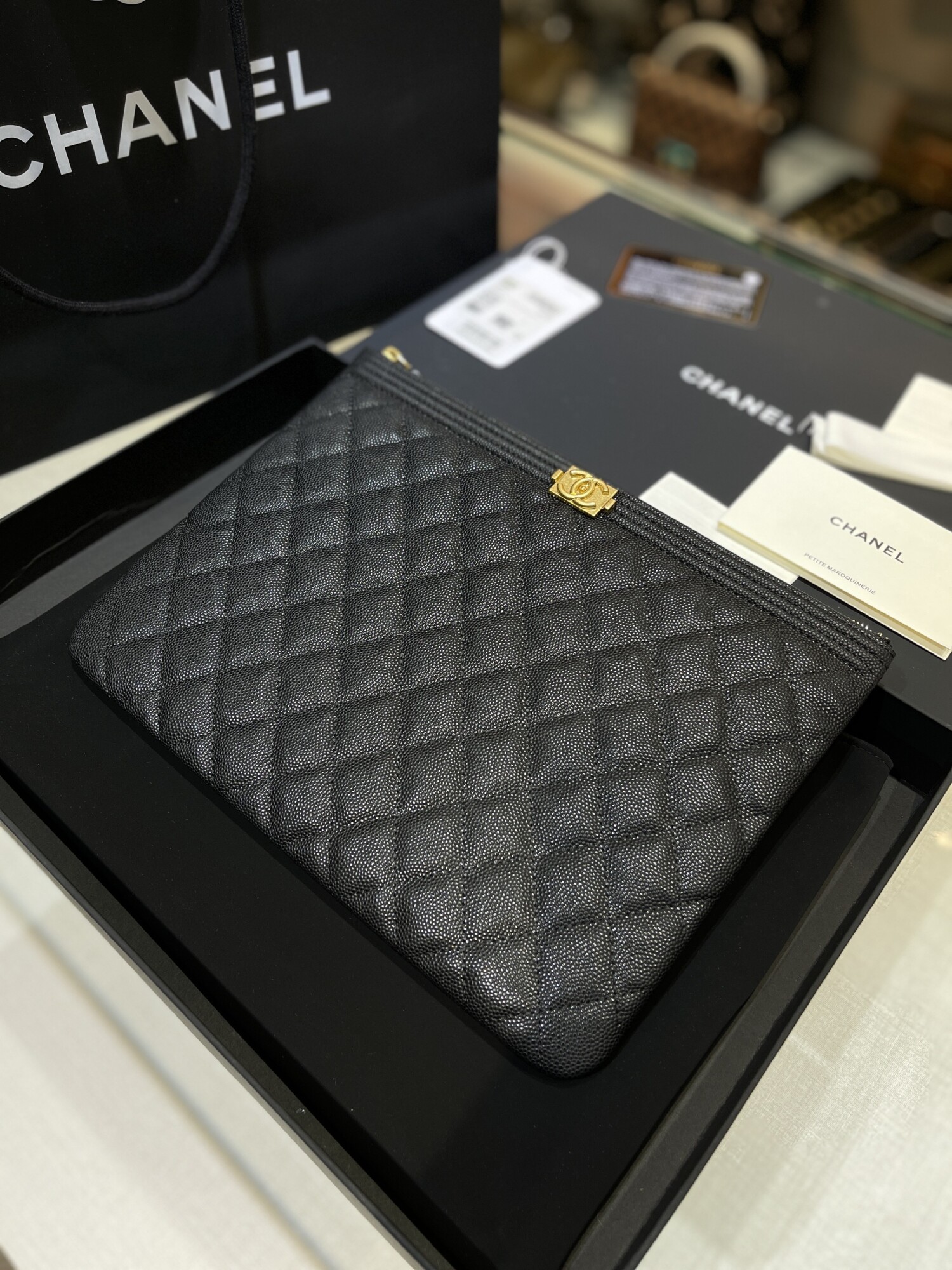 Chanel Clutch Caviar Yellow Tag 27