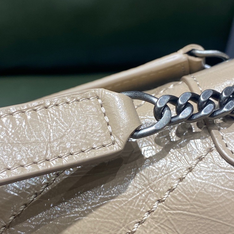 Niki Baby In Crinkled Vintage Leather